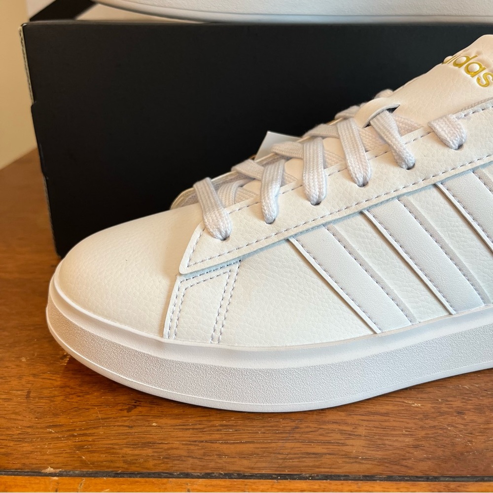 ADIDAS Women's Grand Court 2.0 Shoes - Picture 3 of 10